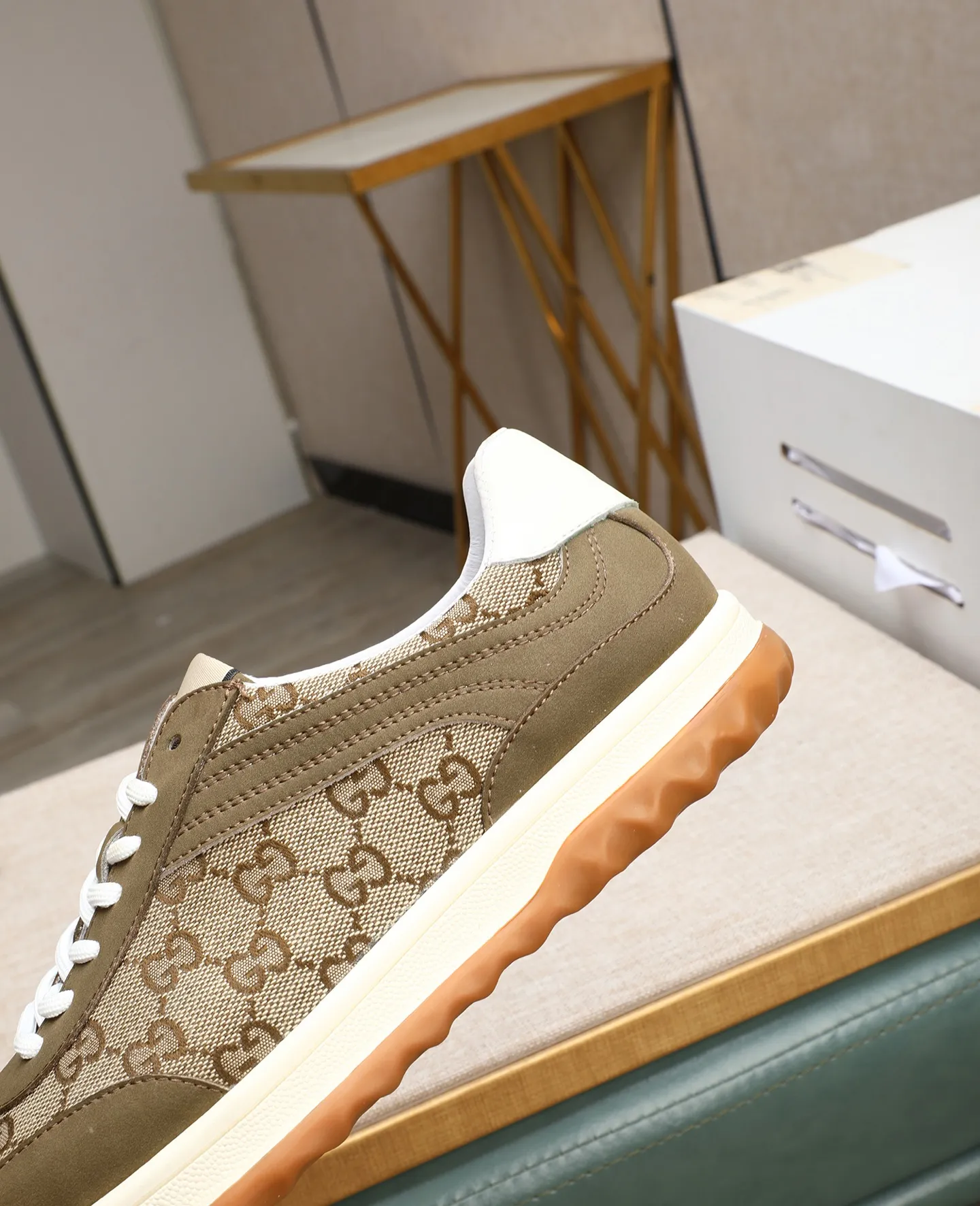 Men's shoes 💰400 GUCCI🔍The latest model is on sale at the same time at the counter. Original calfskin imported from Italy, genuine leather lining, (high-end, extravagance, and class) exquisite workmanship, sole: original sole provided by the original factory, ⚠exclusive double-layer movable molded sole super comfortable⚠, real shot 🎬The real thing is better🔍🔍"High quality·Follow the item" Code number 38-44